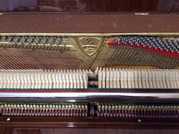 замечателбный инструмент фортепиано пианино PETROF 