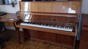 Продам пианино  Украина.